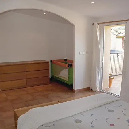Nice In Sller With 4 Bedrooms And Wifi